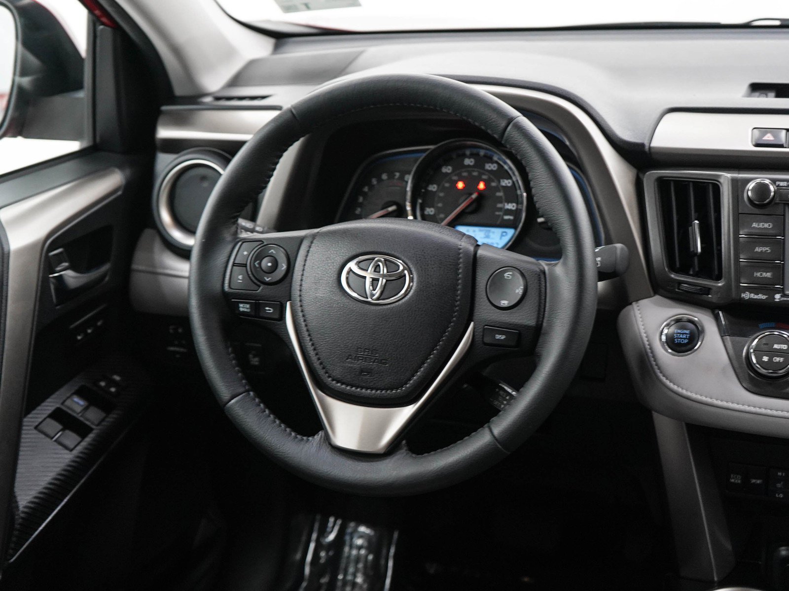 Used 2015 Toyota RAV4 Limited w/ Technology Package AWD/4WD image 14