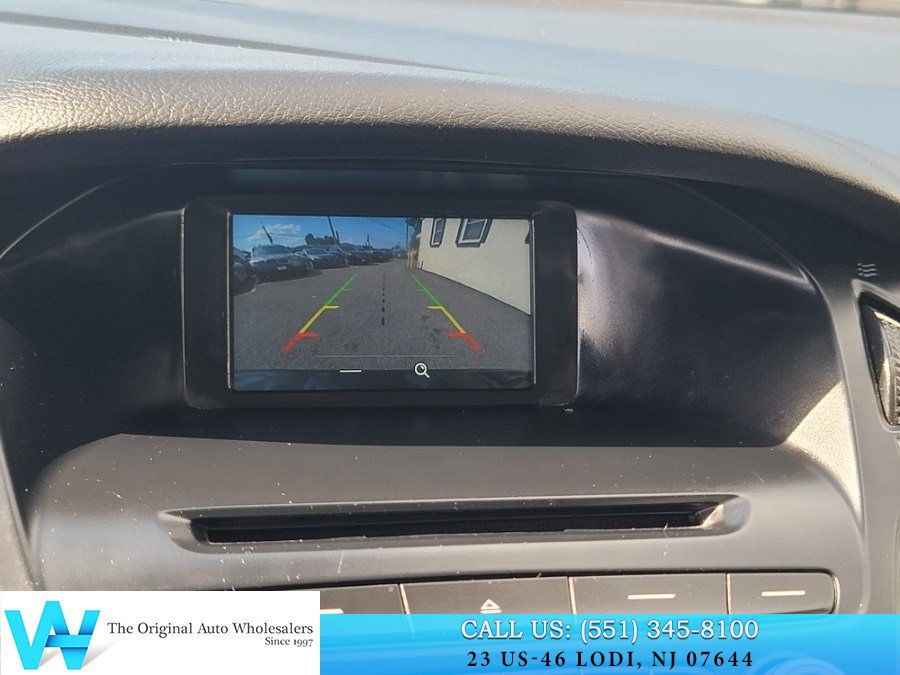 Used 2016 Ford Focus SE FWD image 20