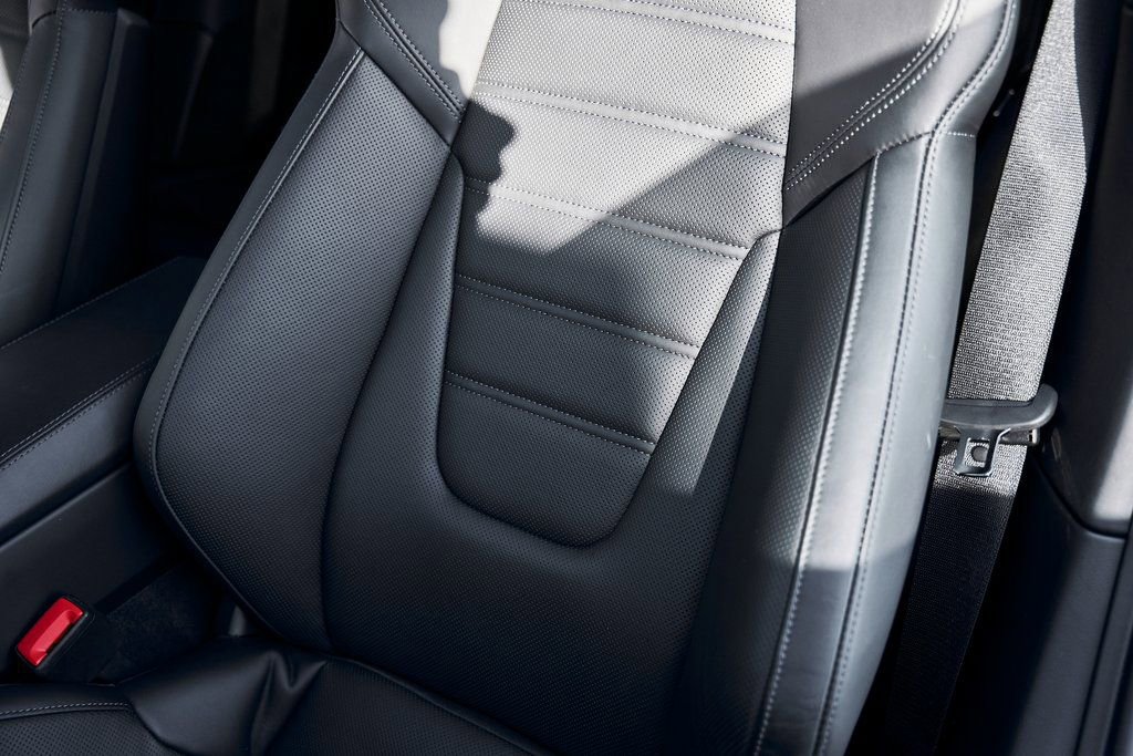 Used 2024 Porsche 911 Turbo image 43