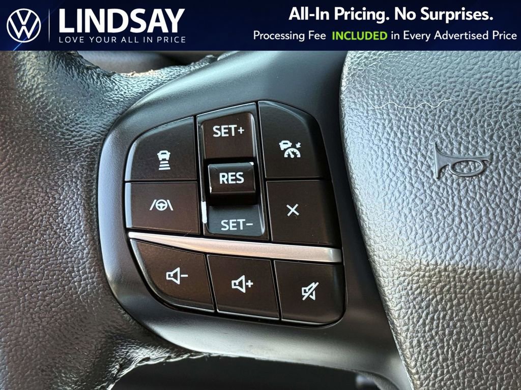 Used 2020 Ford Escape Titanium image 23