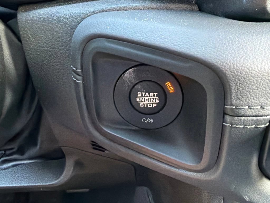 Used 2026 Jeep Gladiator Mojave AWD/4WD image 27