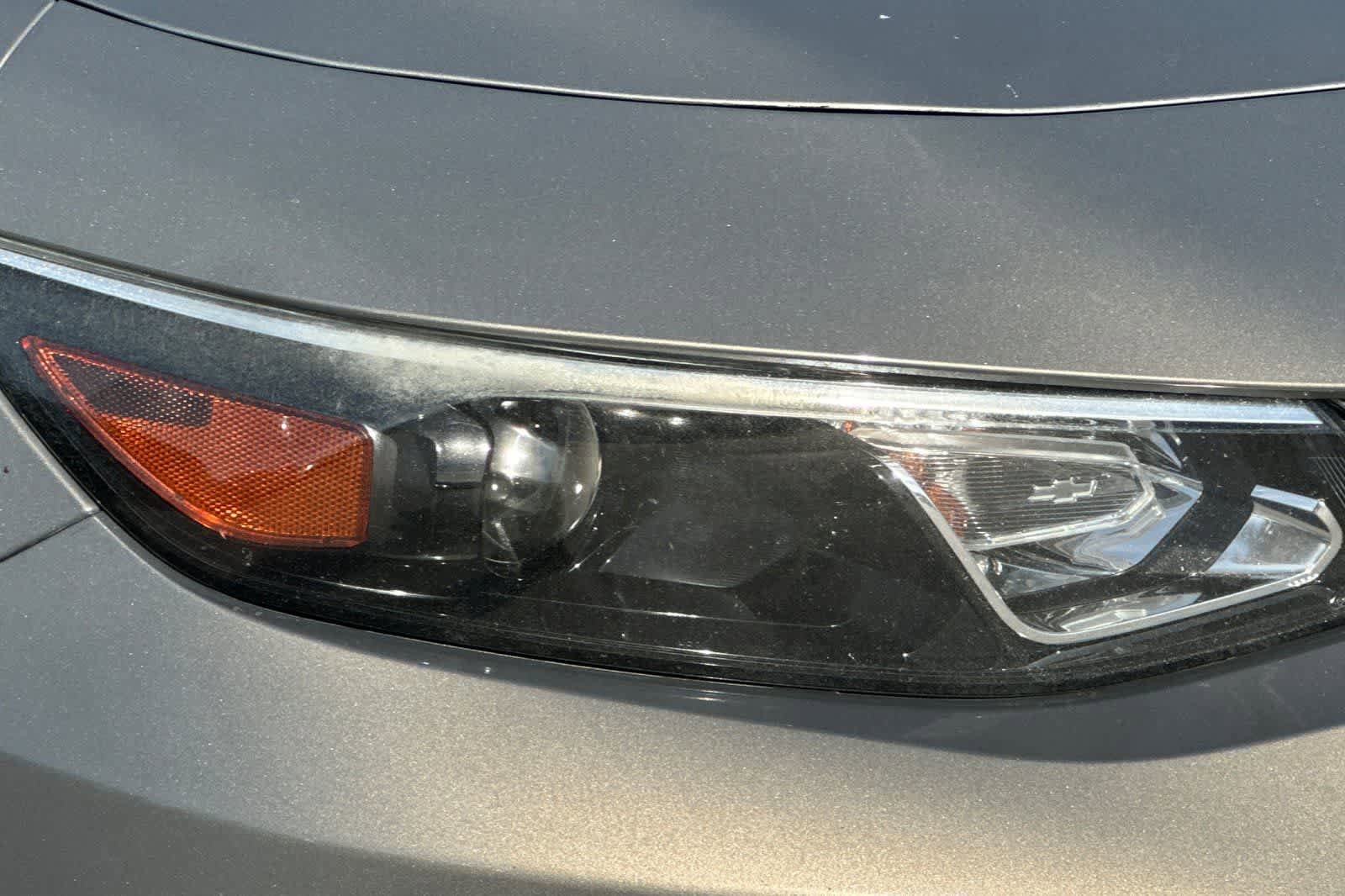 Used 2017 Chevrolet Malibu Premier image 34