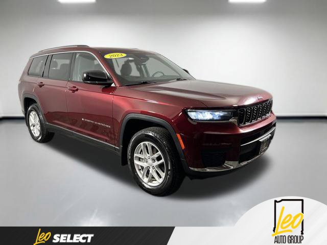 Used 2023 Jeep Grand Cherokee L Laredo w/ Luxury Tech Group I AWD/4WD image 4