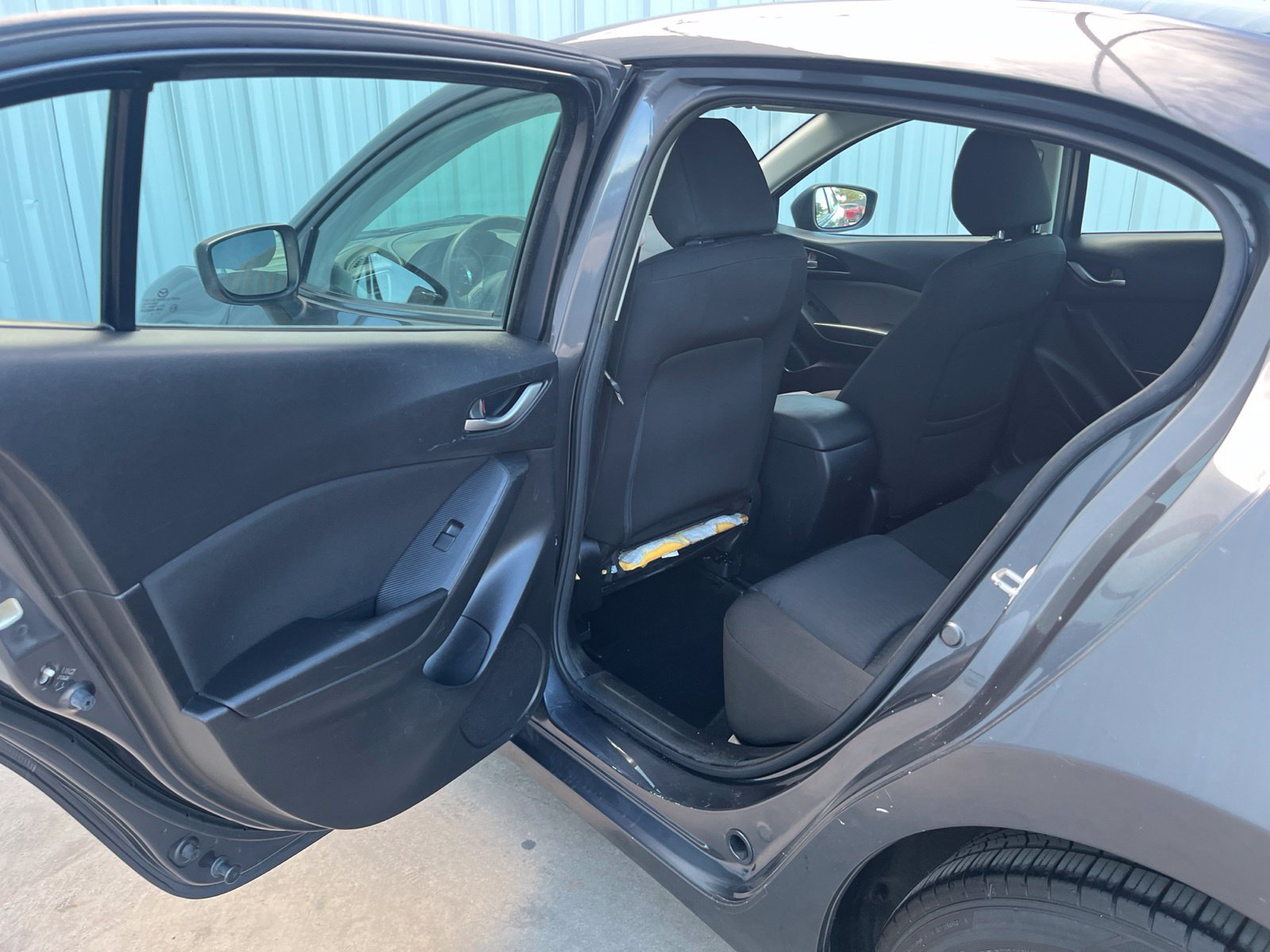 Used 2014 MAZDA MAZDA3 i Sport FWD image 12