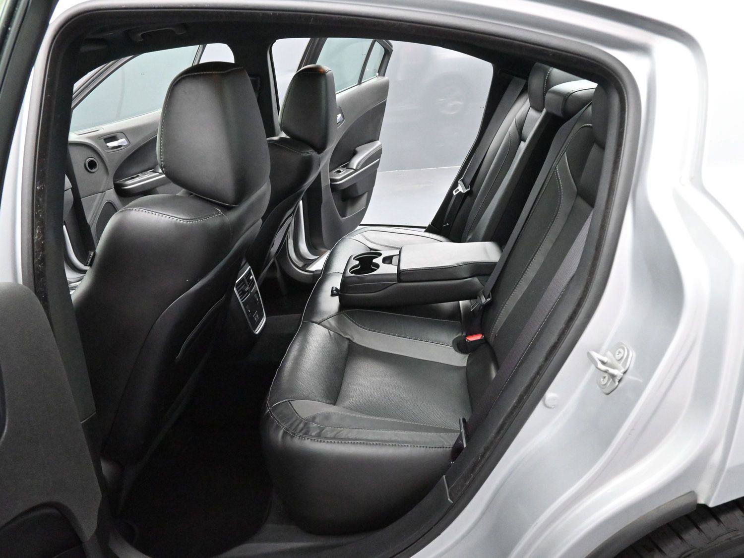 Used 2021 Dodge Charger SXT w/ Leather Interior Group image 30