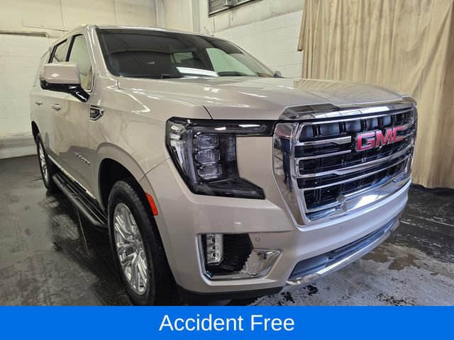 Certified 2024 GMC Yukon SLT w/ SLT Luxury Package AWD/4WD image 4