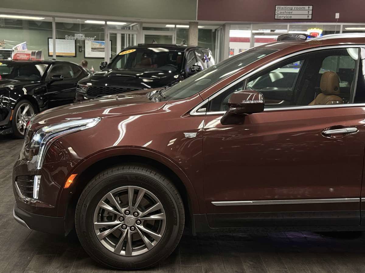 Used 2022 Cadillac XT5 Premium Luxury w/ LPO, Floor Liner Package image 8