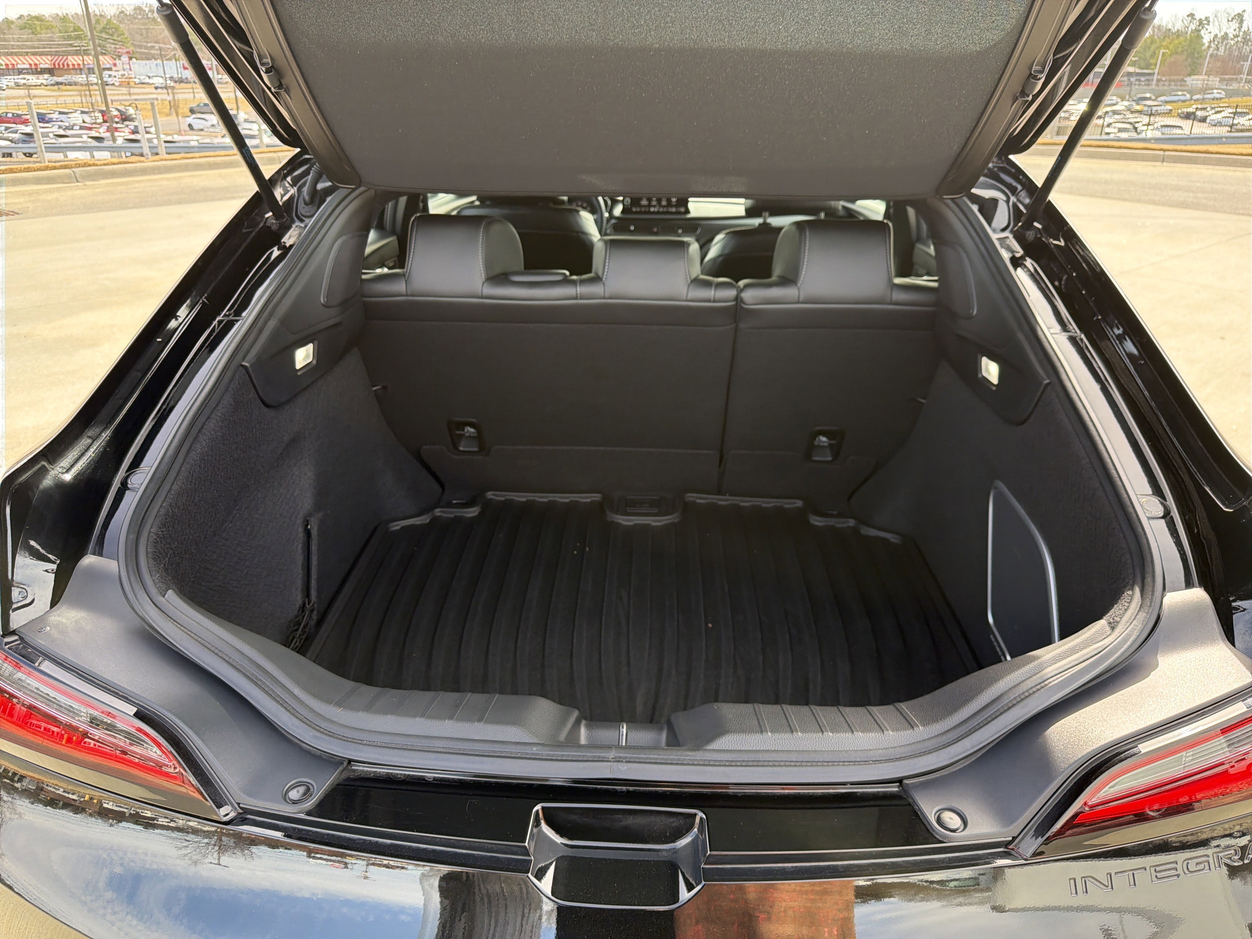 Certified 2024 Acura Integra A-Spec image 31