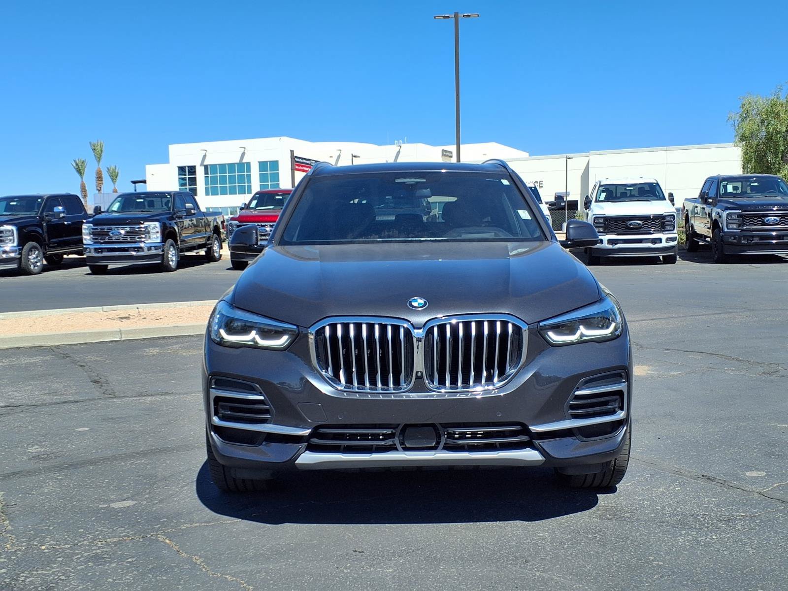 Used 2023 BMW X5 xDrive40i AWD/4WD image 2