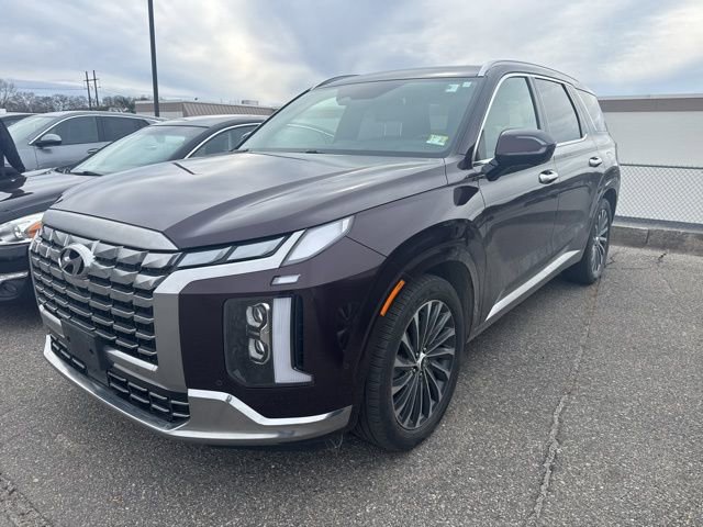 Used 2023 Hyundai Palisade Calligraphy w/ Cargo Package image 3