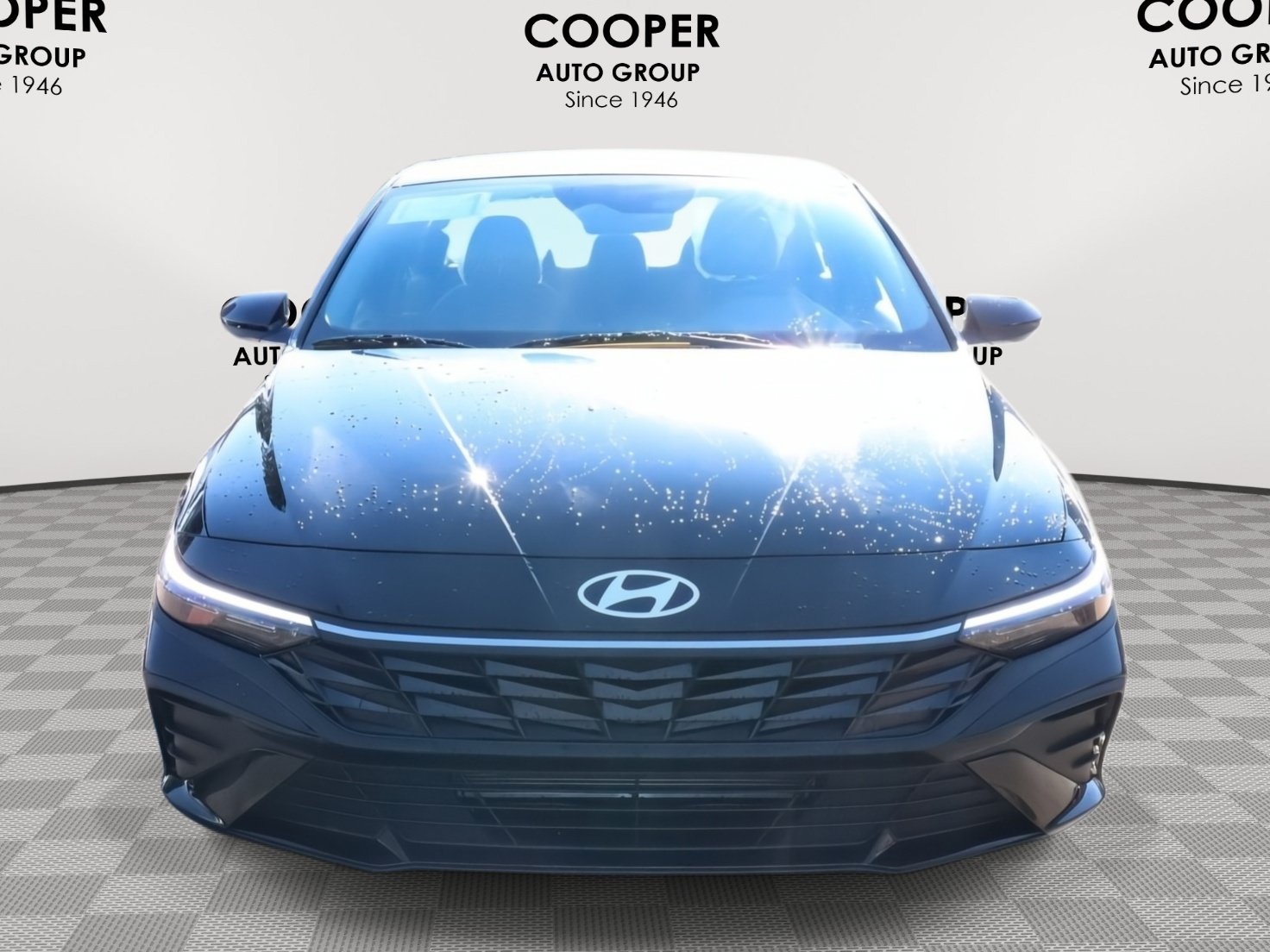 New 2026 Hyundai Elantra SE FWD image 2