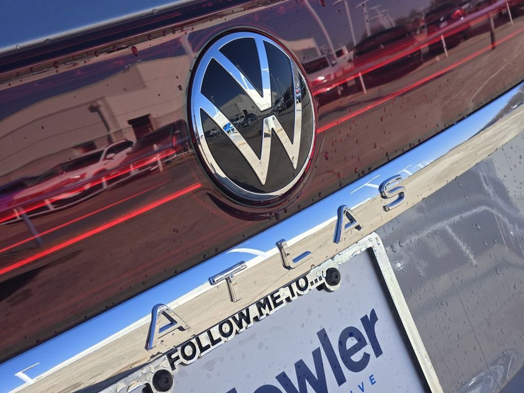 New 2026 Volkswagen Atlas SE FWD image 7