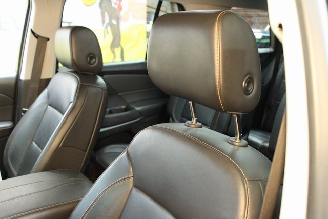 Used 2020 Chevrolet Traverse RS image 20