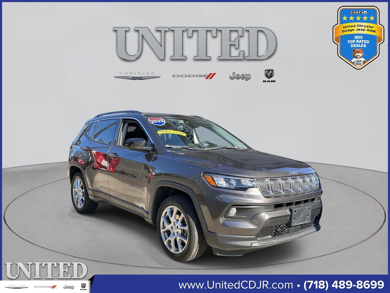 Used 2022 Jeep Compass Latitude image 1