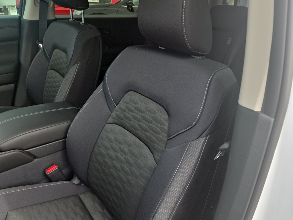 New 2026 Nissan Pathfinder SV FWD image 27