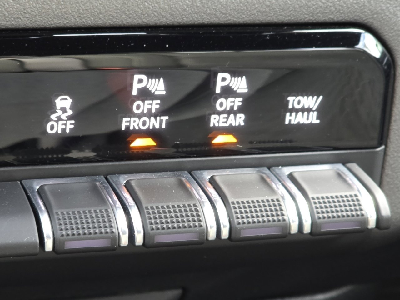 Used 2025 RAM 1500 Big Horn image 8