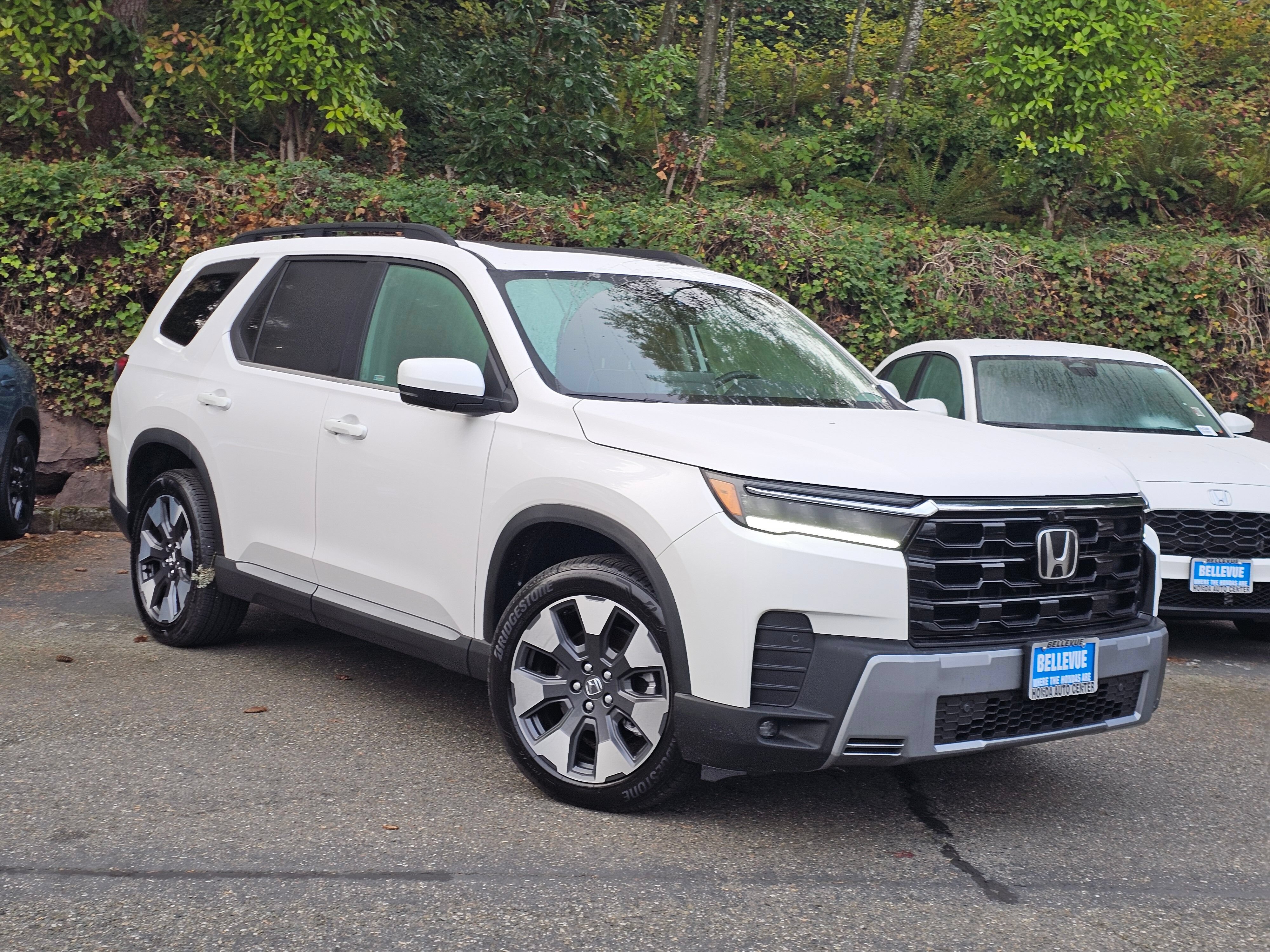 Certified 2026 Honda Pilot Elite image 2