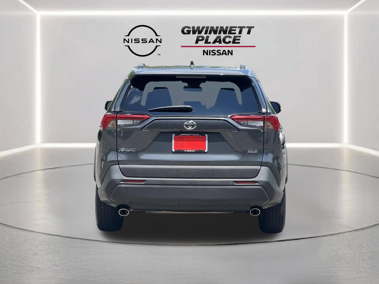Used 2020 Toyota RAV4 XLE FWD image 23