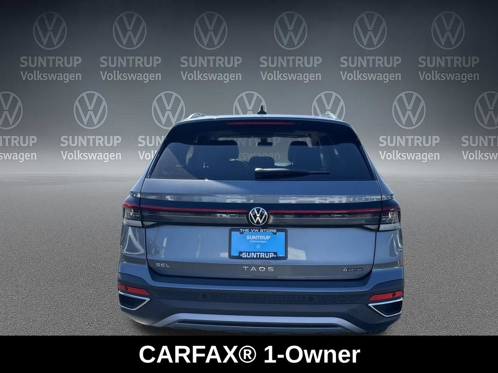 Used 2026 Volkswagen Taos SEL AWD/4WD image 4