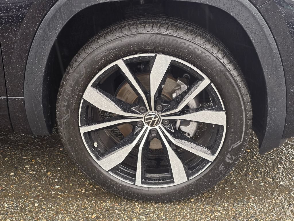 Used 2025 Volkswagen Atlas SEL Premium R-Line AWD/4WD image 10