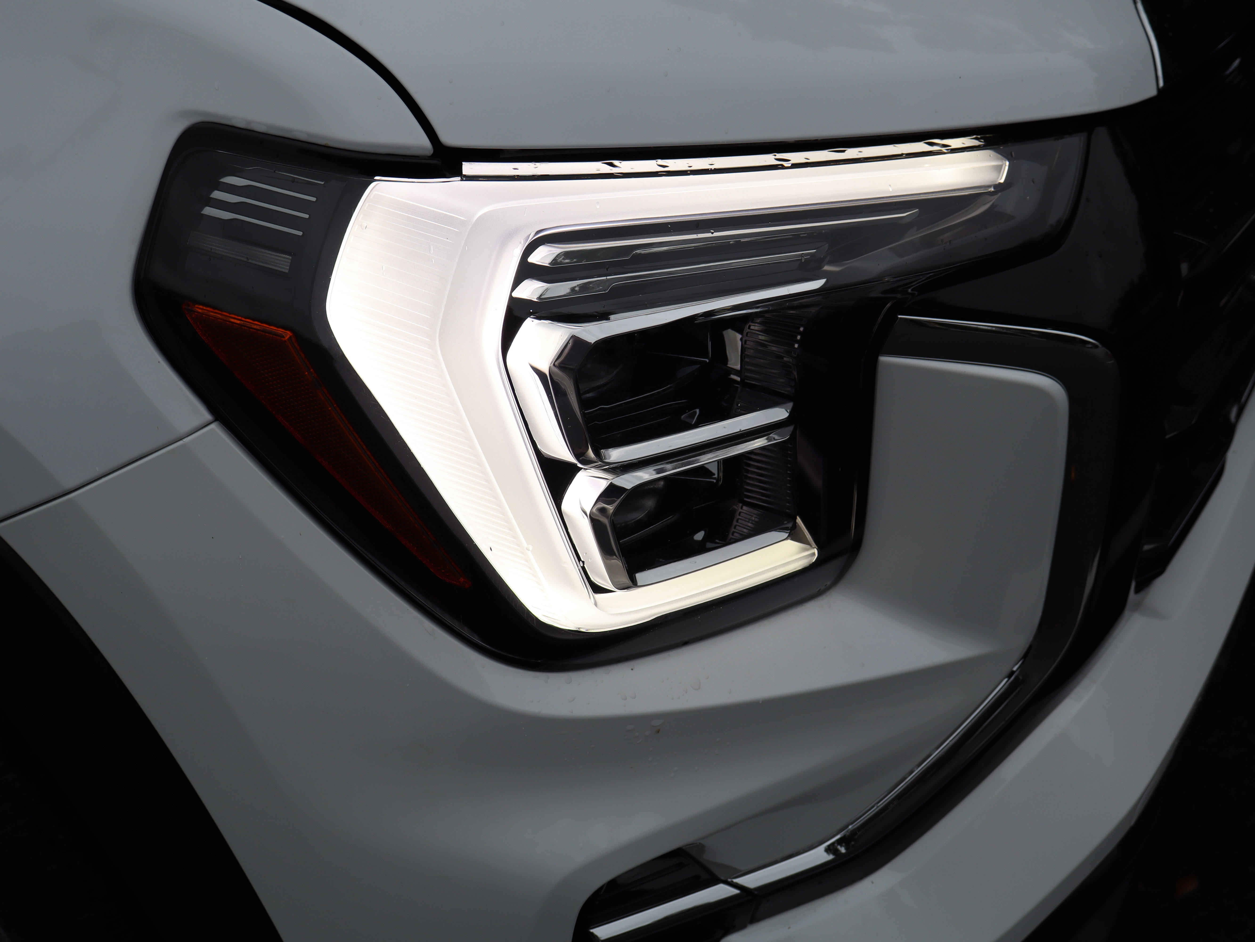 New 2026 GMC Terrain Elevation w/ Elevation Premium Package AWD/4WD image 12
