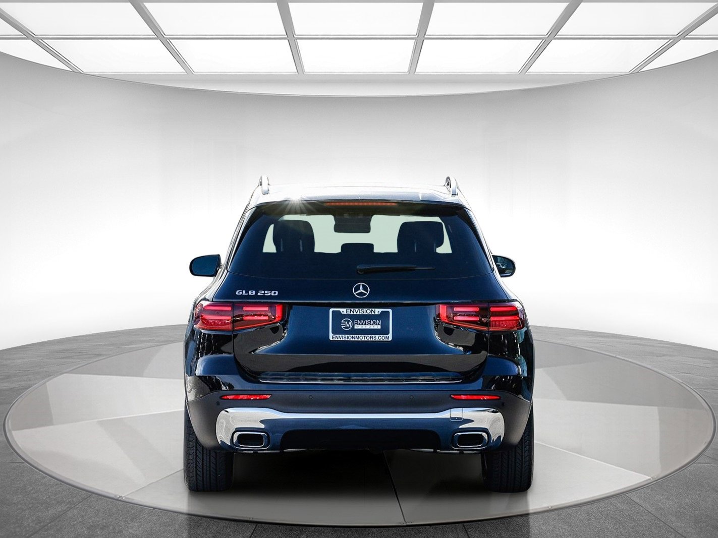 Certified 2025 Mercedes-Benz GLB 250 image 3