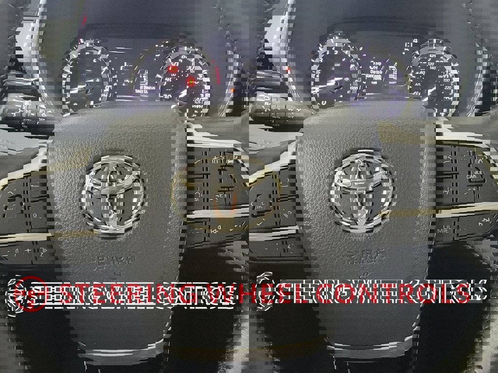 Used 2022 Toyota Highlander Platinum image 23