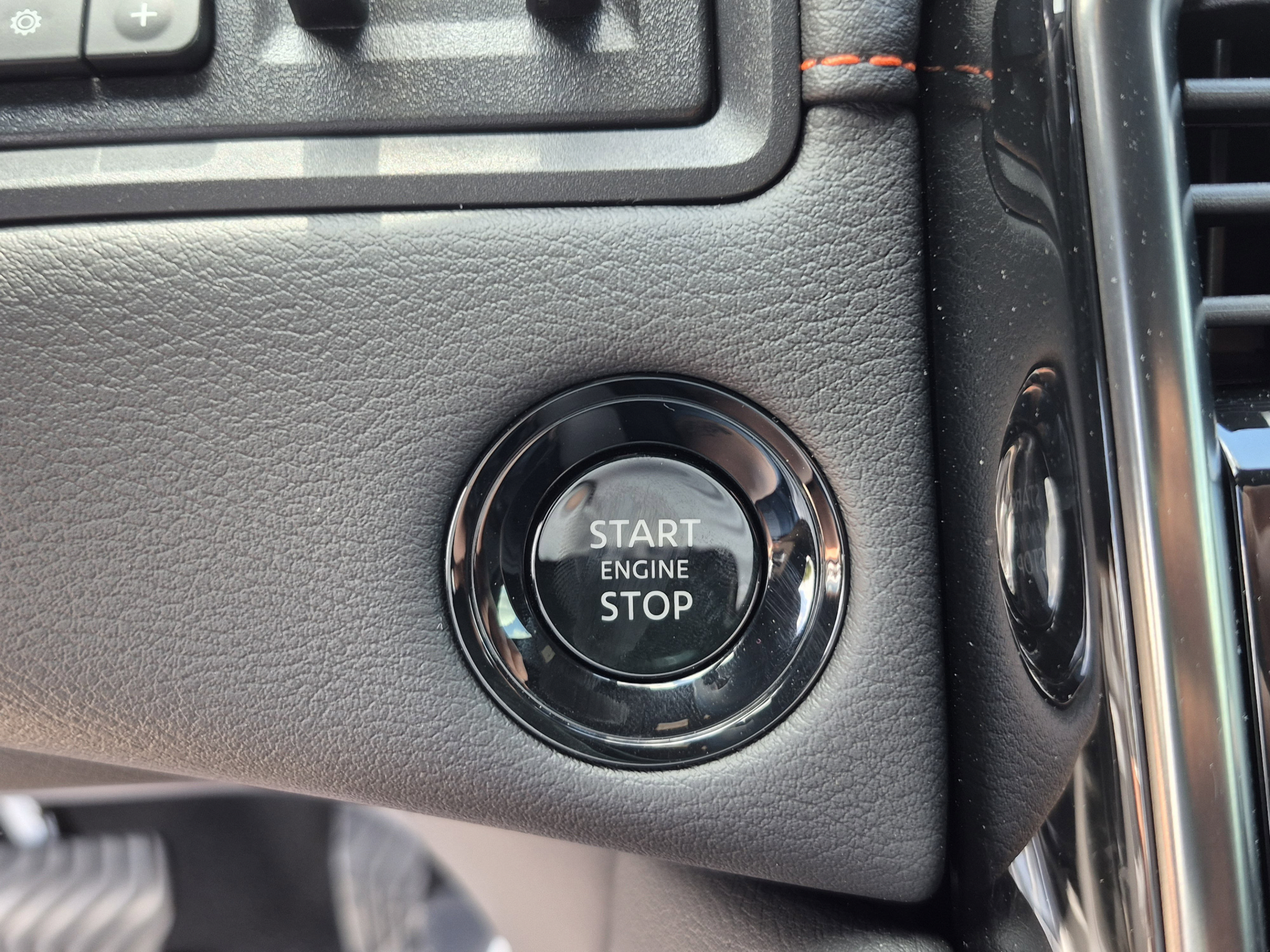 New 2026 Nissan Armada PRO-4X AWD/4WD image 37