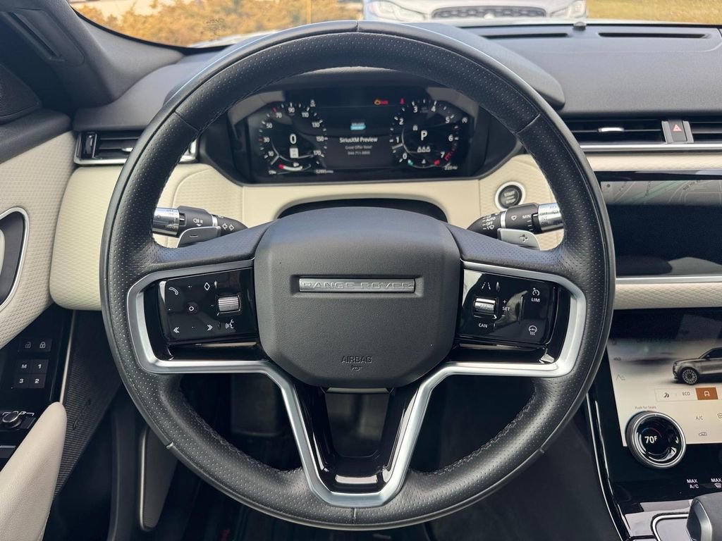 Used 2021 Land Rover Range Rover Velar R-Dynamic S image 12