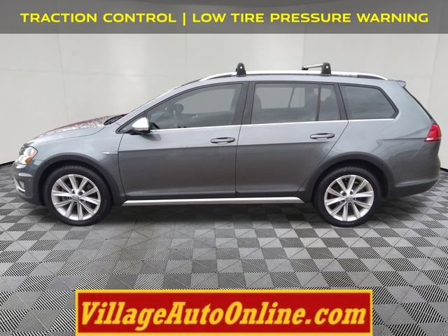 Used 2017 Volkswagen Golf Alltrack SE image 9