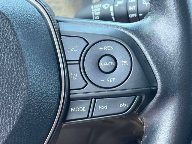 Certified 2022 Toyota Corolla Cross LE AWD/4WD image 25