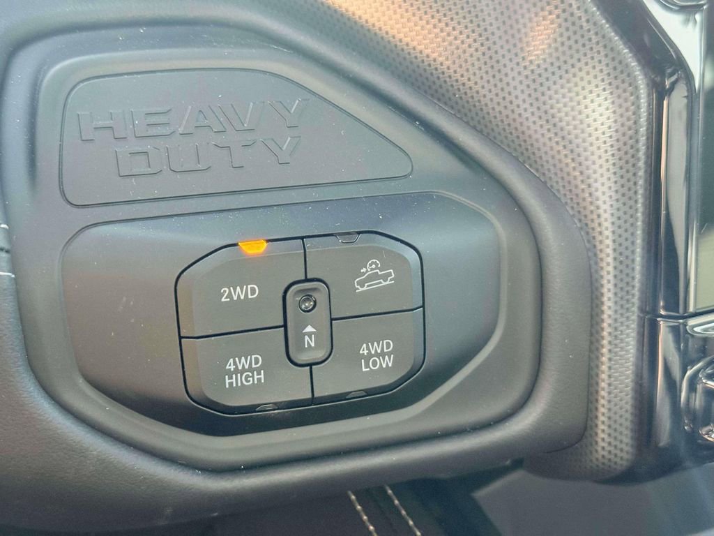 New 2026 RAM 2500 Limited AWD/4WD image 22