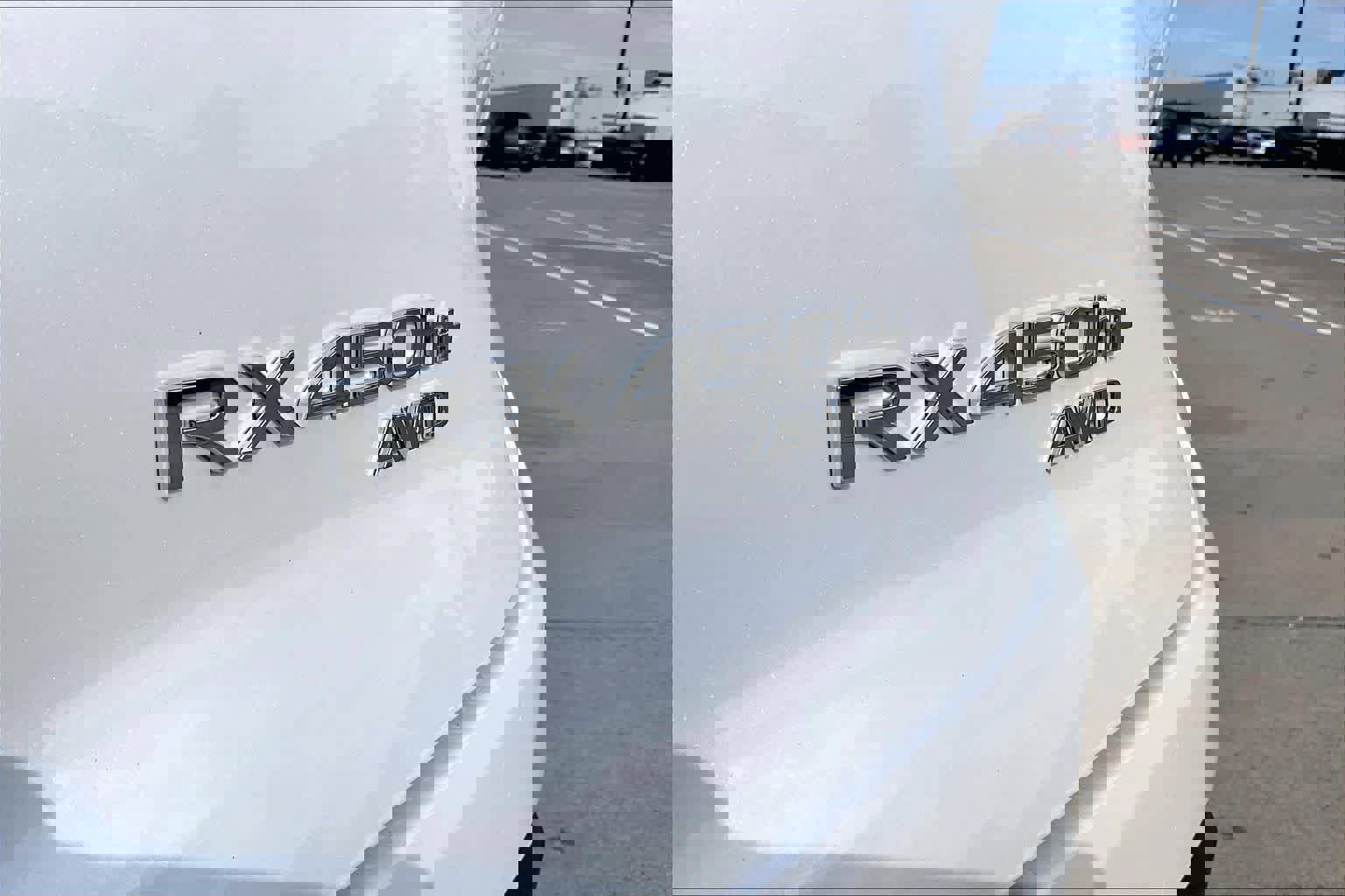 Used 2026 Lexus RX 450h Luxury w/ Convenience Package image 15