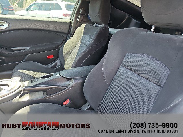Used 2017 Nissan 370Z Sport Tech image 12