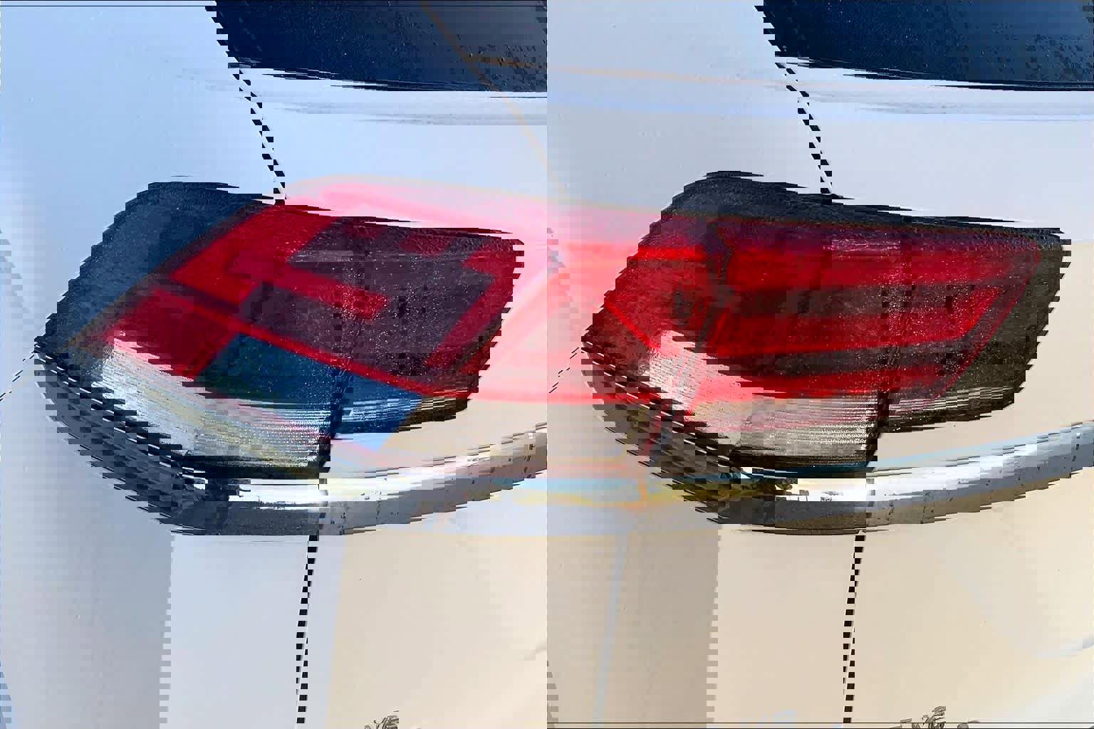 Used 2022 Volkswagen Atlas Cross Sport SE image 26