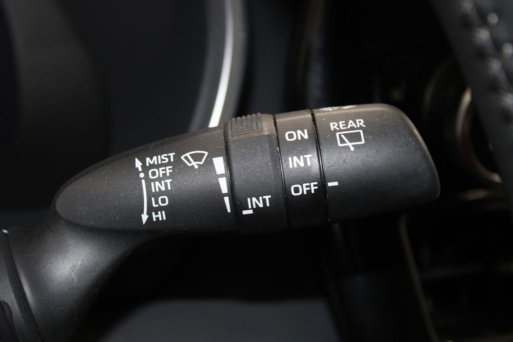 Used 2025 Toyota Highlander XSE image 41