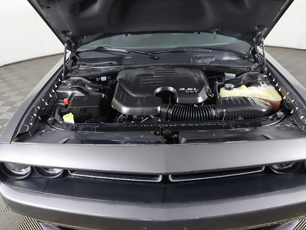 Used 2019 Dodge Challenger SXT image 16