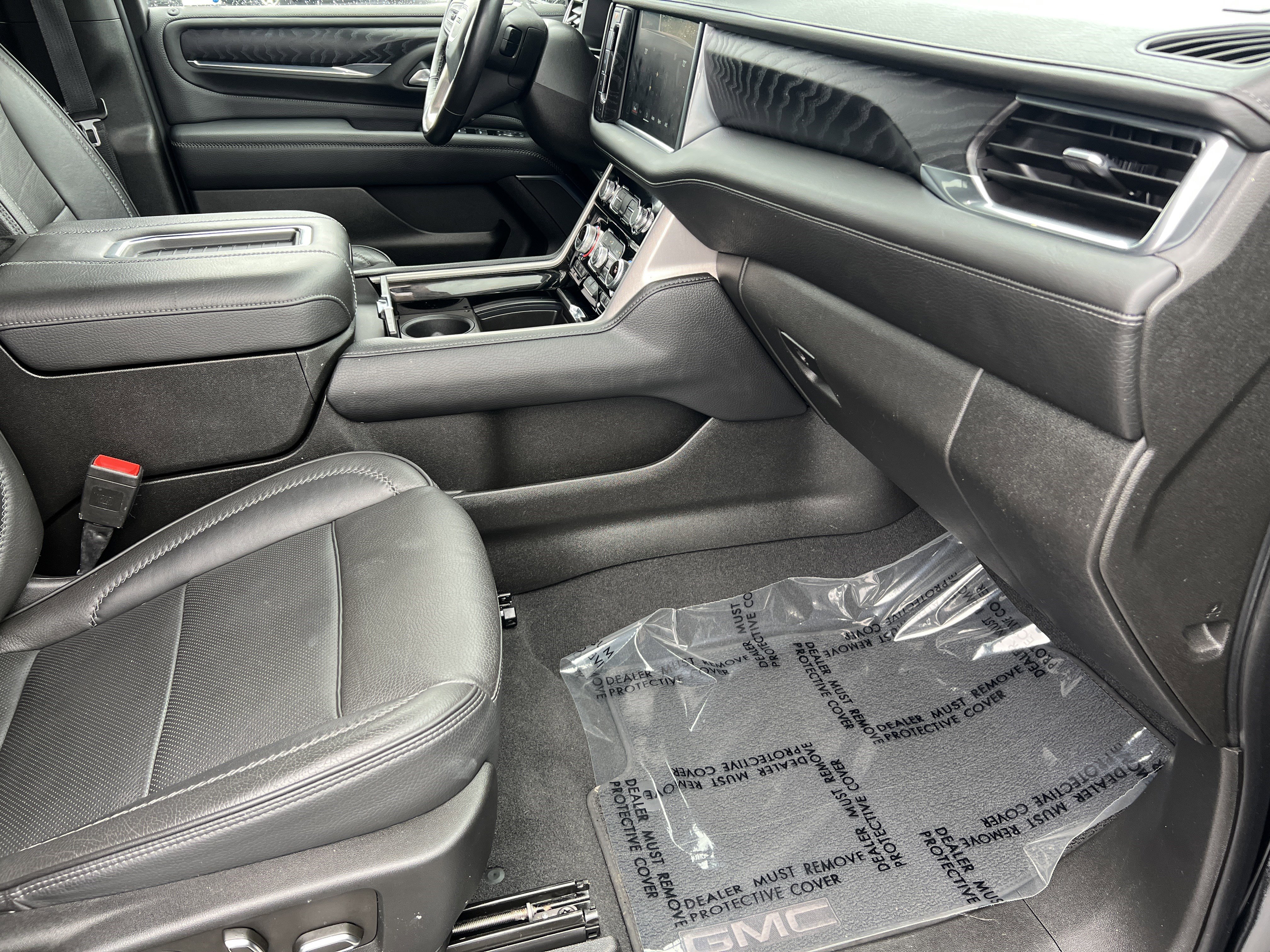 Certified 2022 GMC Yukon XL Denali image 27