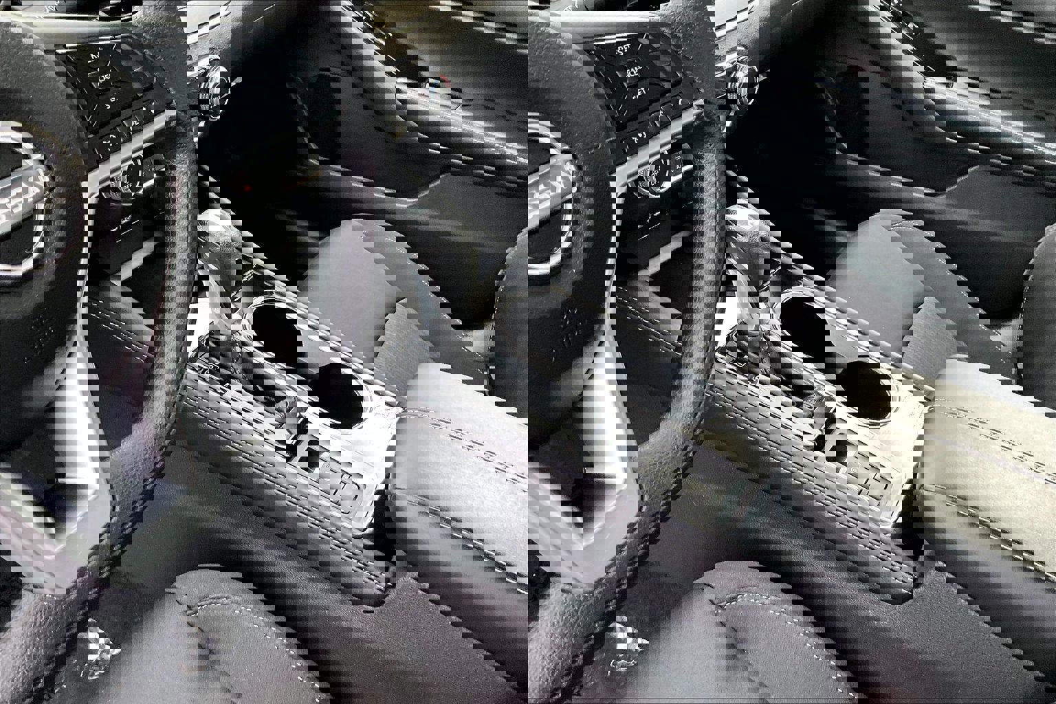 Used 2023 Nissan Altima 2.5 SV image 16