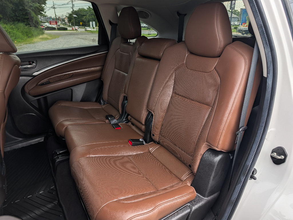 Used 2019 Acura MDX w/ Technology Package AWD/4WD image 18