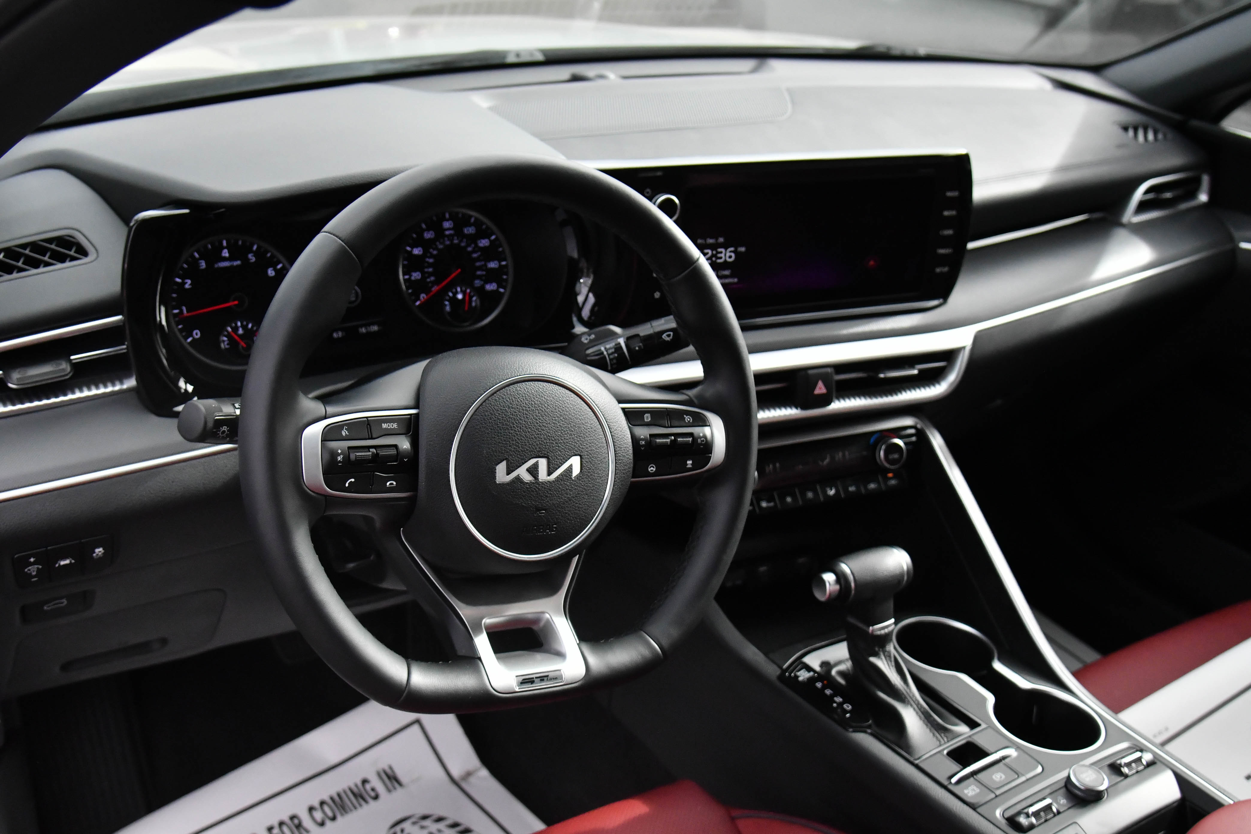 Used 2024 Kia K5 GT-Line w/ GT-Line Premium Package image 16