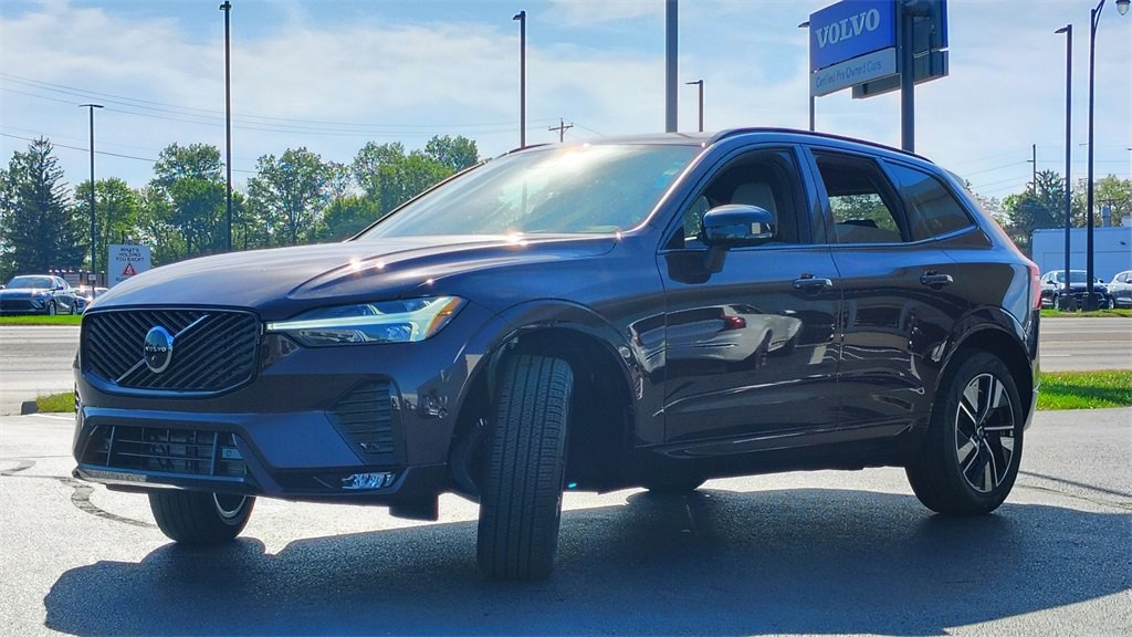 New 2026 Volvo XC60 B5 Plus w/ Protection Package Premier image 6