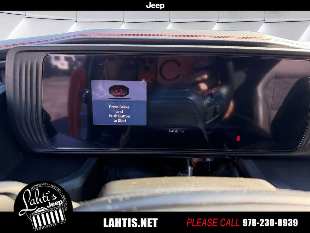 Used 2025 Dodge Charger R/T w/ Quick Order Package 25M R/T image 12