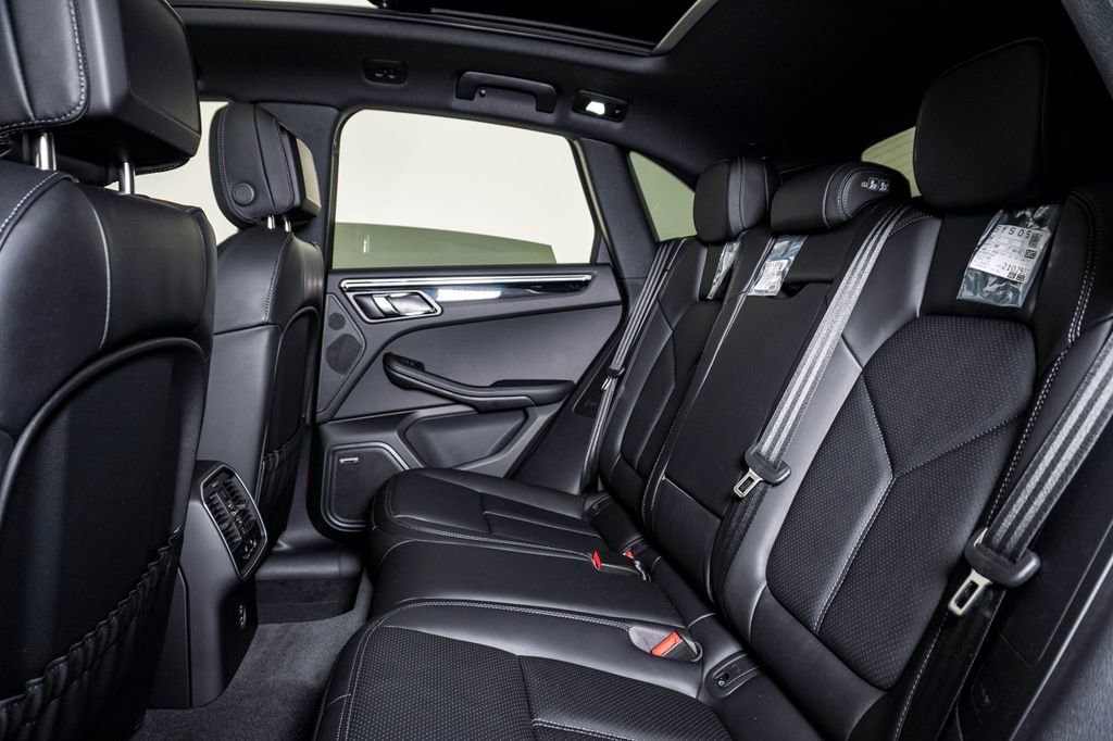 New 2026 Porsche Macan S AWD/4WD image 17