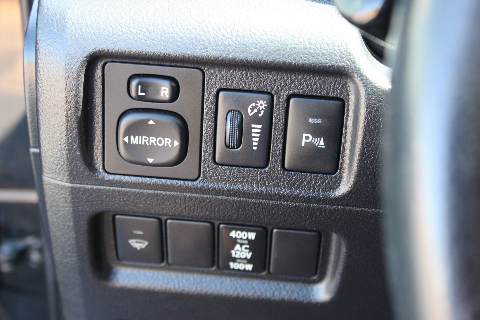 Used 2015 Toyota 4Runner Limited image 21