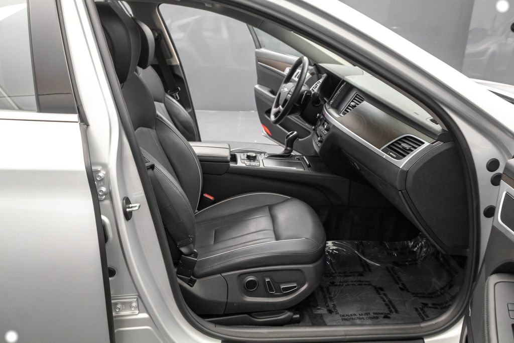 Used 2017 Genesis G80 3.8 w/ Option Group 03 image 40