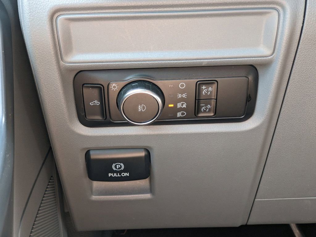 Used 2023 Ford F150 XLT image 31