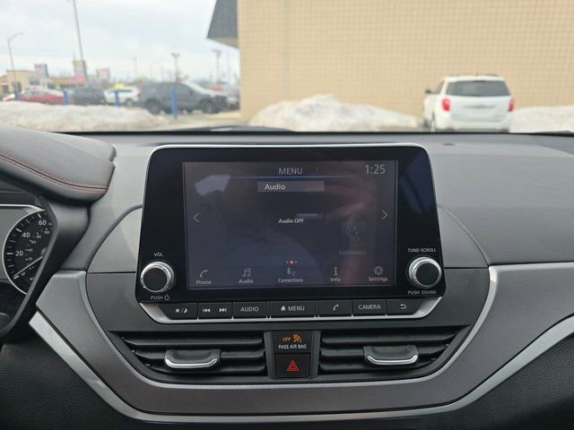 Used 2024 Nissan Altima 2.5 SR image 16