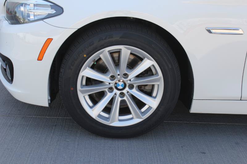 Used 2016 BMW 528i Sedan RWD image 44