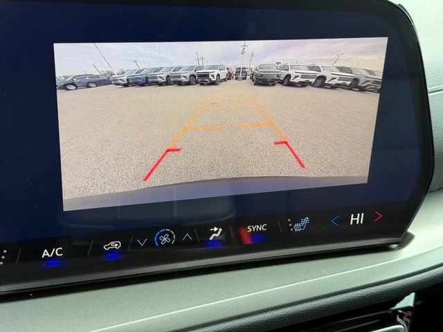 New 2026 Chevrolet Traverse LT w/ LPO, Floor Liner Package FWD image 13